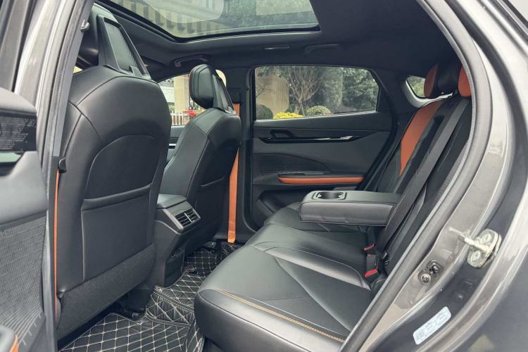 Used Changan UNI-V 2022 1.5T Prestige Version
