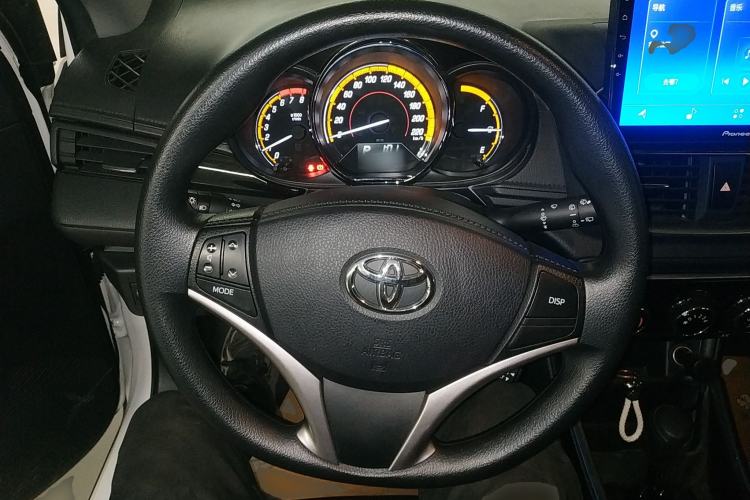 Used Toyota YARiS L 2022 X-Trail 1.5L CVT Luxury PLUS Edition
