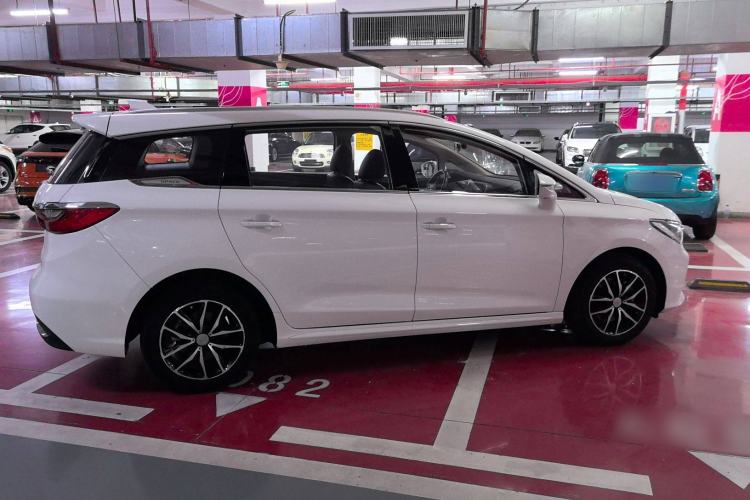 Used BYD Song MAX 2017 1.5T Automatic Smart Connect Prestige 7-Seater