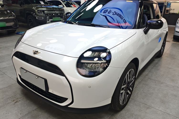 Used MINI Electric MINI COOPER 2024 456km COOPER E Classic Edition