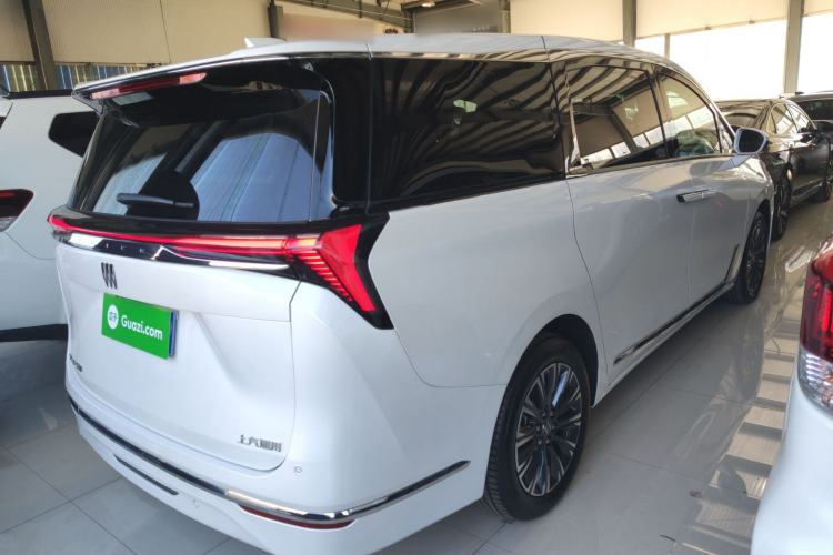 Used Buick GL8 2025 Lu Zun Deluxe Edition