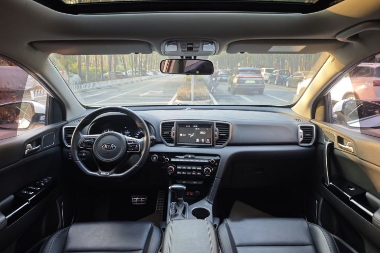 Used Kia KX5 2017 1.6T Automatic Two-Wheel Drive 15th Anniversary Special Edition DLX
