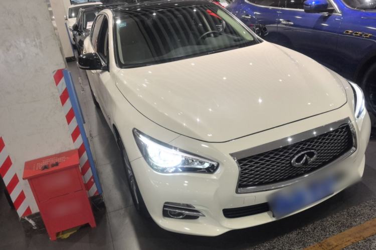 Used Infiniti Q50L 2016 2.0T Comfort Edition
