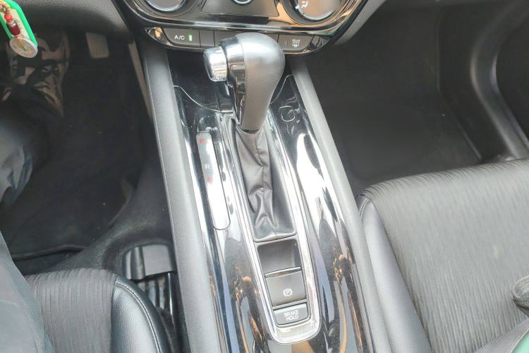 Used Honda Vezel 2022 1.5L CVT Phantom Night Pioneer Edition
