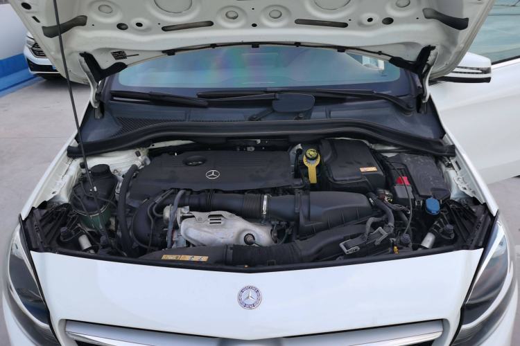 Used Mercedes-Benz B-Class 2015 B 200 Sport Edition
