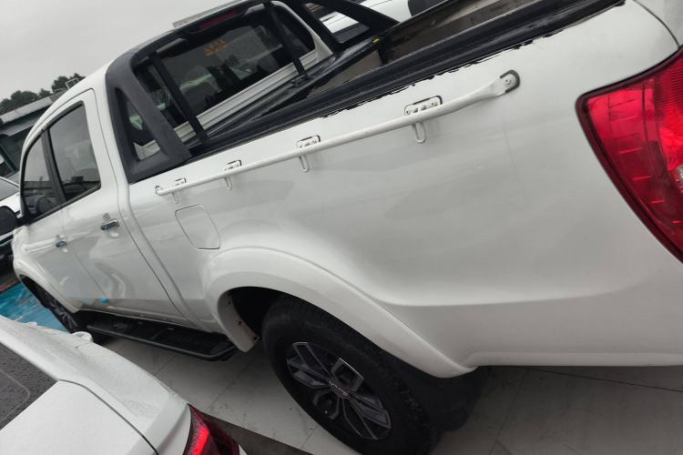 Used JMC Yuhu 7 2020 2.0T Diesel Manual 4x4 Comfort Edition Long Wheelbase China VI Emission Standard JX4D20A6L
