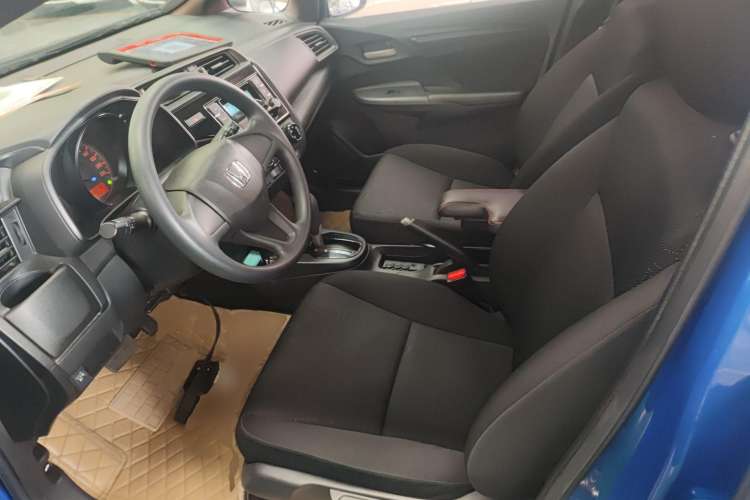 Used Honda Fit 2018 1.5L CVT Comfort Sunroof Version