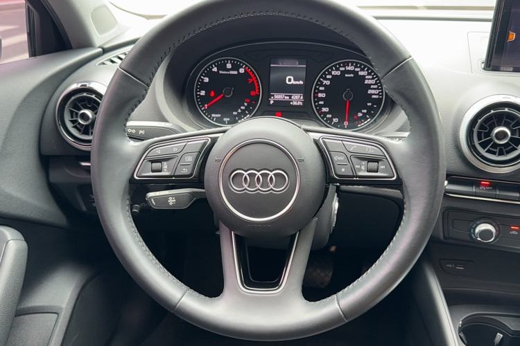 Used Audi A3 2020 Limousine 35 TFSI Fashion Edition China VI Emission Standard
