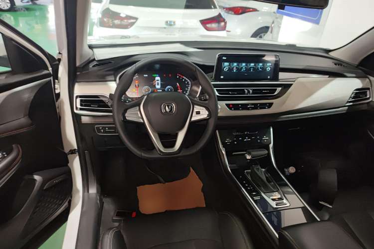 Used Changan CS75 2020 280T DCT Luxury Model China VI Standard
