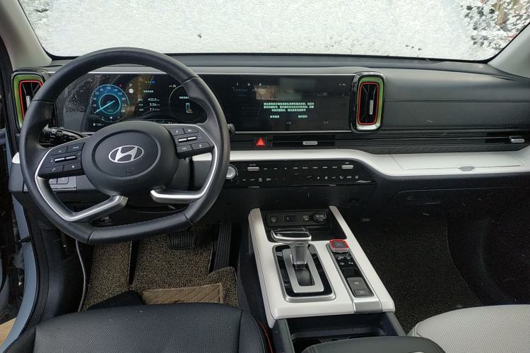 Used Hyundai ix35 2023 Musso 2.0L Flagship Edition TOP
