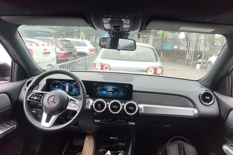 Used Mercedes-Benz GLB 2022 Second Facelift GLB 200 Fashion Edition
