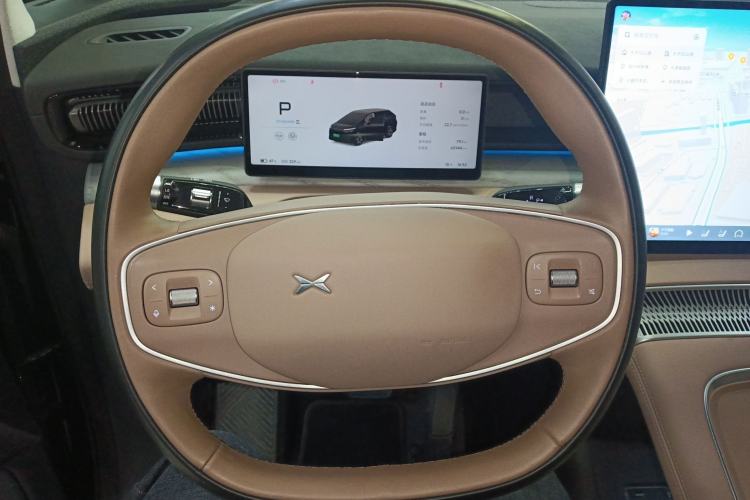 Used XPeng X9 2024 702 Ultra-Long Range Pro
