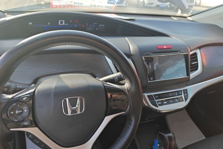 Used Honda Jade 2014 1.8L Automatic Comfort Elite Version 5 Seats
