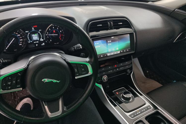 Used Jaguar XEL 2019 2.0T 200 PS Luxury Edition
