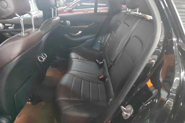 Used Mercedes-Benz GLC 2016 GLC 260 4MATIC Luxury Model
