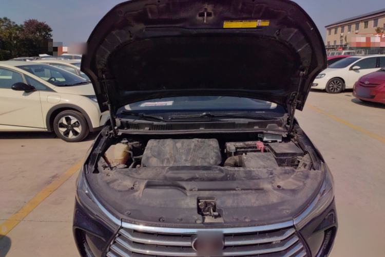 Used BYD Song MAX 2017 1.5T Manual Smart Connect Luxury 7-Seater
