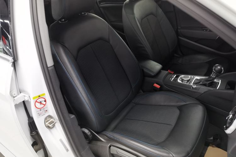 Used Audi A3 2020 Limousine 35 TFSI Fashion Edition China VI Emission Standard
