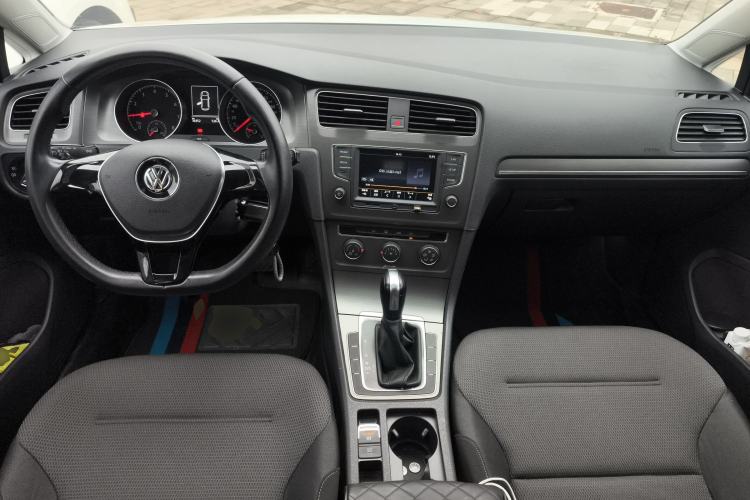 Used Volkswagen Golf 2016 1.6L Automatic Comfort Model
