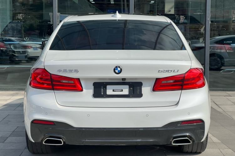 Used BMW 5 Series 2018 Restyled 530Li Luxury Edition M Sport Package
