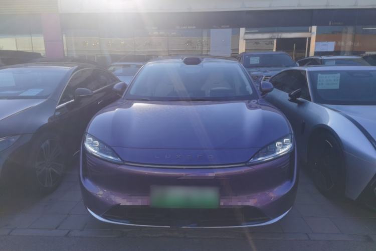 Used Hima Luxeed R7 2024 All-Electric 736 km Ultra
