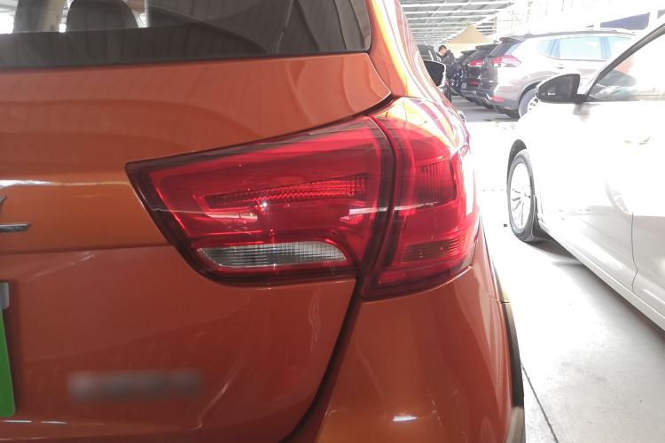 Used Haval H1 2016 Blue Label 1.5L AMT Urban Model
