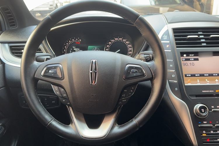 Used Lincoln MKC 2018 2.0T Two-Wheel Drive Deluxe Edition
