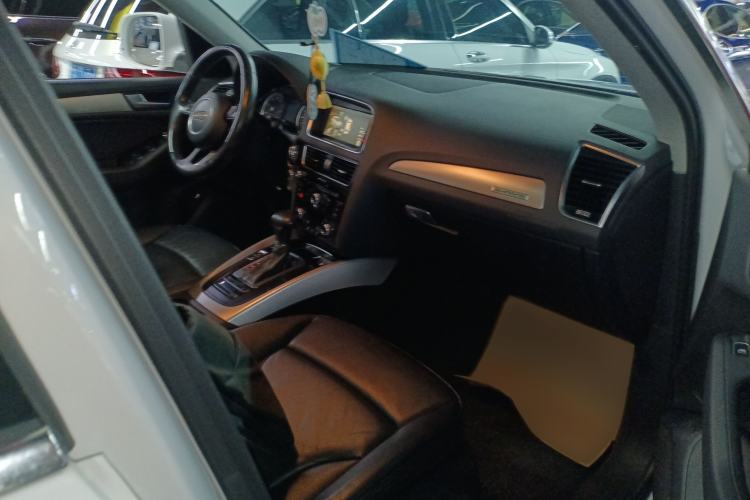 Used Audi Q5 2015 40 TFSI Technology Edition