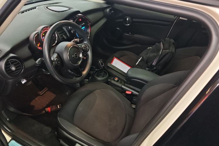 Used MINI MINI 2019 1.5T ONE Five-Door Edition