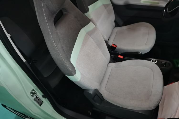 Used Wuling Hongguang MINIEV 2022 Macaron Premium Model – Lithium Iron Phosphate
