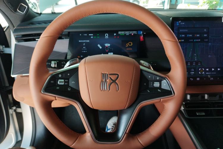 Used BYD Han L 2025 EV Four-Wheel Drive LiDAR Flagship Model
