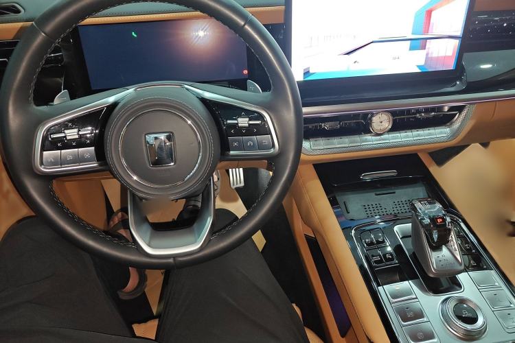 Used Tank 500 New Energy 2023 Hi4-T
