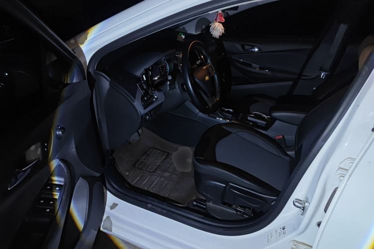 Used Chevrolet Cruze 2017 1.5L Hatchback Automatic Xuanfeng Edition