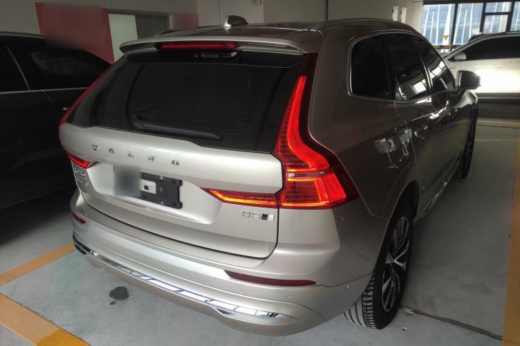 Used Volvo XC60 2023 B5 4x4 Zhiya Luxury Edition
