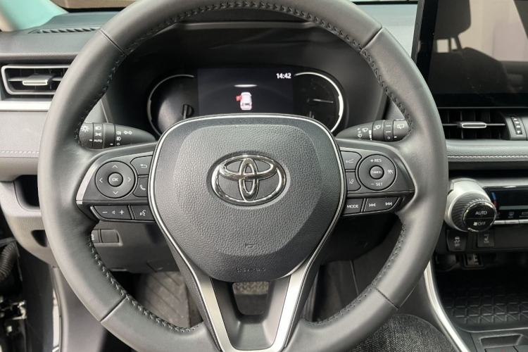 Used Toyota RAV4 2021 2.0L CVT Two-Wheel Drive Fashion PLUS Edition
