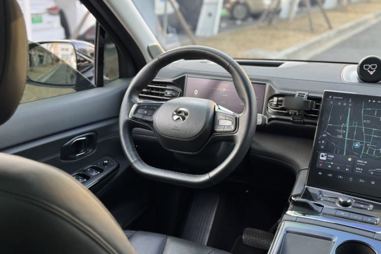 Used Nio ES8 2020 415 km Range 7-Seater Version
