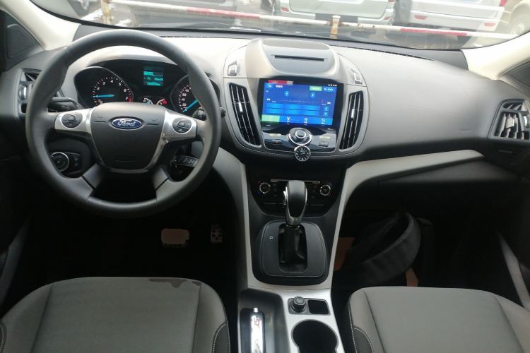 Used Ford Kuga 2015 1.5L GTDi Two-Wheel-Drive Comfort Model
