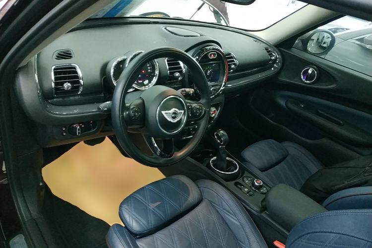 Used  Clubman 2016 Revised Version 1.5T COOPER Connoisseur Edition
