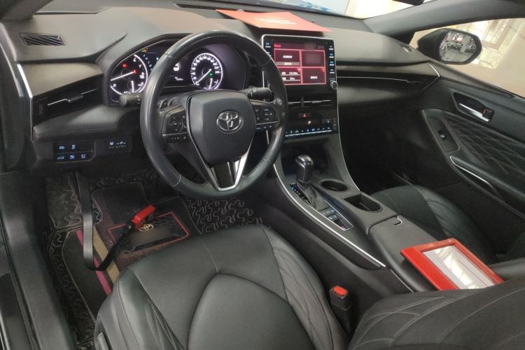 Used Toyota Avalon 2019 2.5L Touring Premium Version China VI Standard