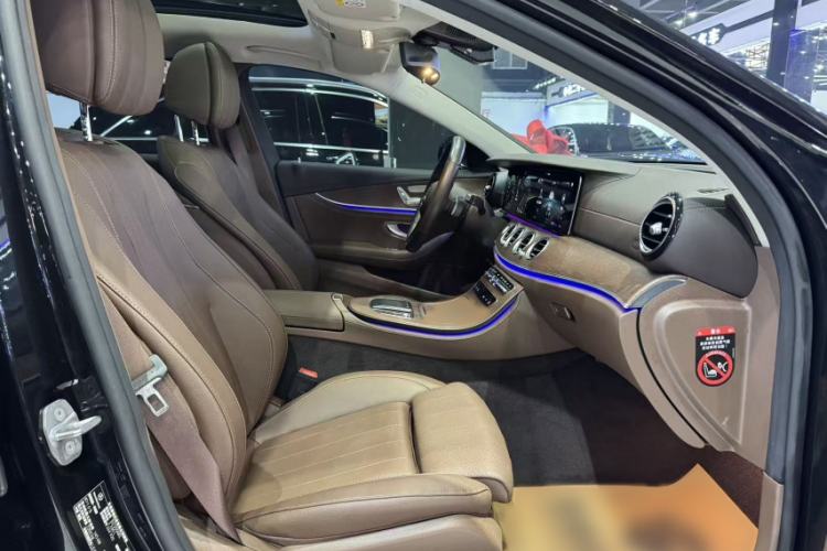 Used Mercedes-Benz E-Class 2023 Facelift E 260 L
