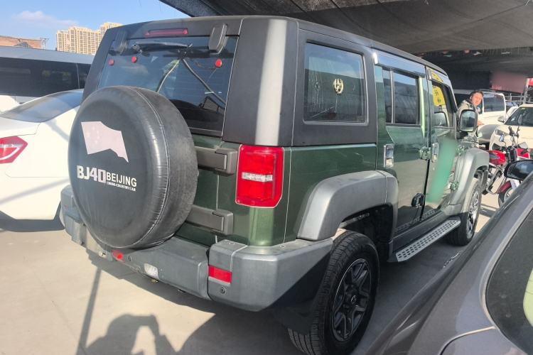 Used Beijing Auto BJ40 2018 40L 2.0T Manual Diesel Four-Wheel Drive Prestige Edition