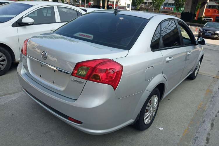 Used Buick Excelle 2015 1.5L Manual Classic Trim
