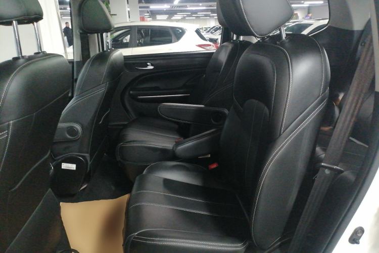 Used GAC Trumpchi M6 2021 270T DCT Luxury Edition (7-seater)
