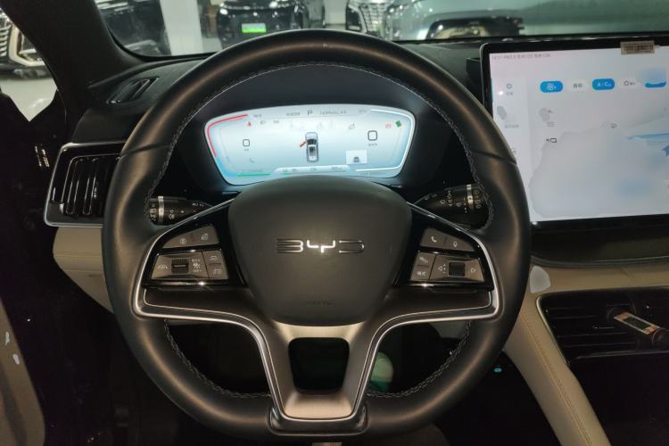 Used BYD Song PLUS New Energy 2023 Champion Edition EV 605KM Flagship PLUS
