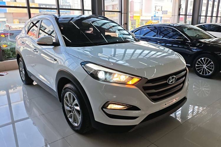 Used Hyundai Tucson 2018 1.6T Dual-Clutch Two-Wheel Drive 15th Anniversary Special Edition
