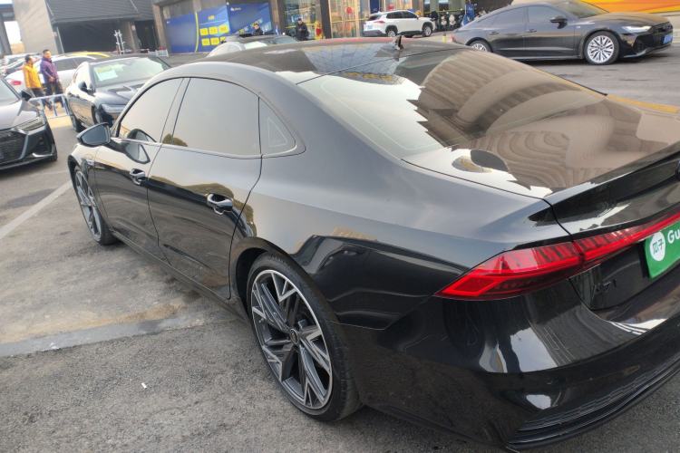 Used Audi A7L 2023 55 TFSI quattro S-line Black Warrior Edition
