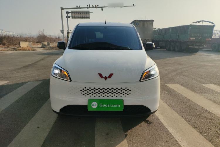 Used Wuling Hongguang New Energy 2025 Extended-Range Hybrid 50 km Standard Version

