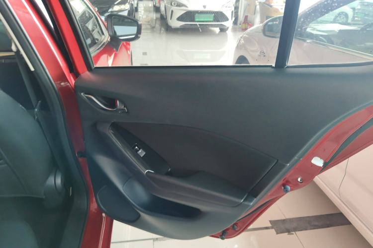 Used Mazda Mazda 3 Axela 2019 Cloud-Controlled Sedan 1.5L Automatic Luxury Model China VI Standard
