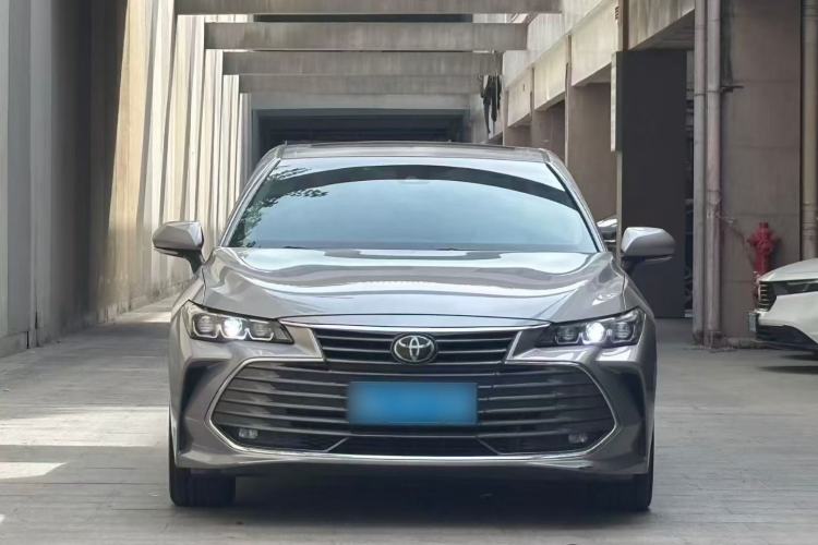 Used Toyota Avalon 2019 2.5L Ambition Version China VI Standard
