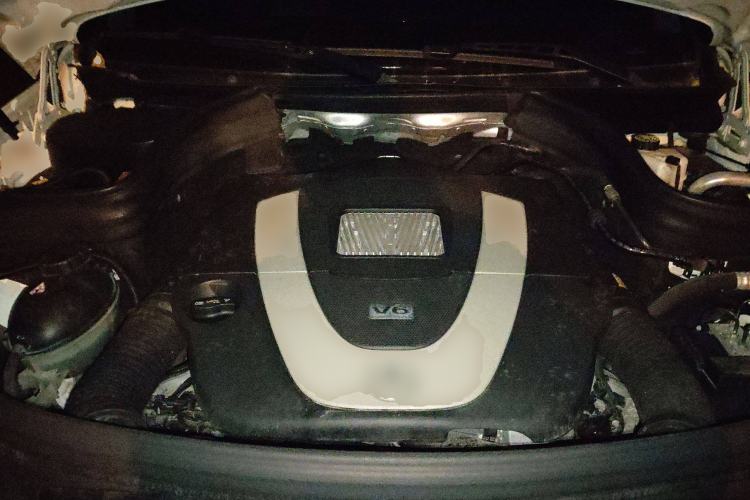 Used Mercedes-Benz GLK-Class 2013 GLK 300 4MATIC Dynamic Sunroof Model