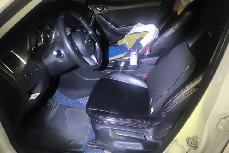 Used Mazda CX-5 2015 2.0L Automatic Two-Wheel Drive Urban Version
